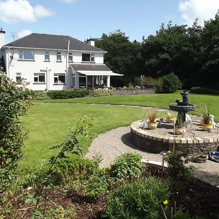 Bed & Breakfast Innwood House